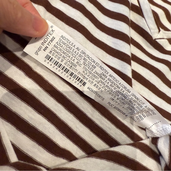 3/$15‼️ Zara Brown & White Striped V-Neck Soft Tee, Size S, 100% Cotton - Picture 9 of 10